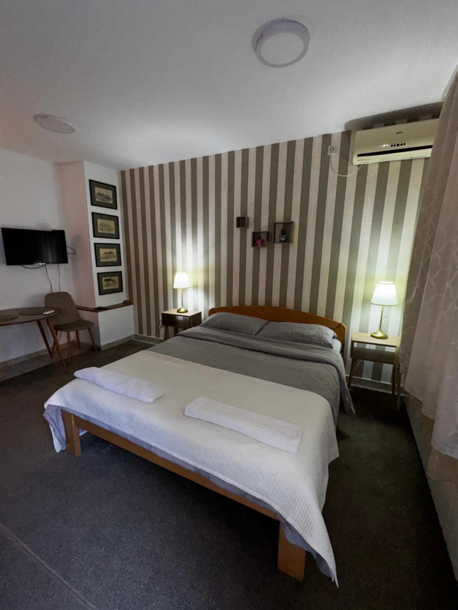 Holiday Belgrad Dış mekan fotoğraf
